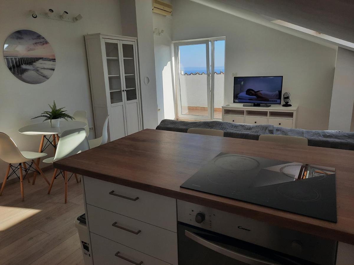 Sea View Later Apartment Rijeka Exterior photo